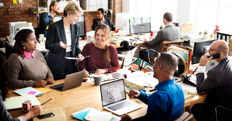 US jobless claims spike as labor market shows cracks ahead of Jackson Hole