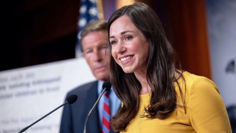 How one Alabama senator’s quiet diplomacy helped end longest shutdown in US history